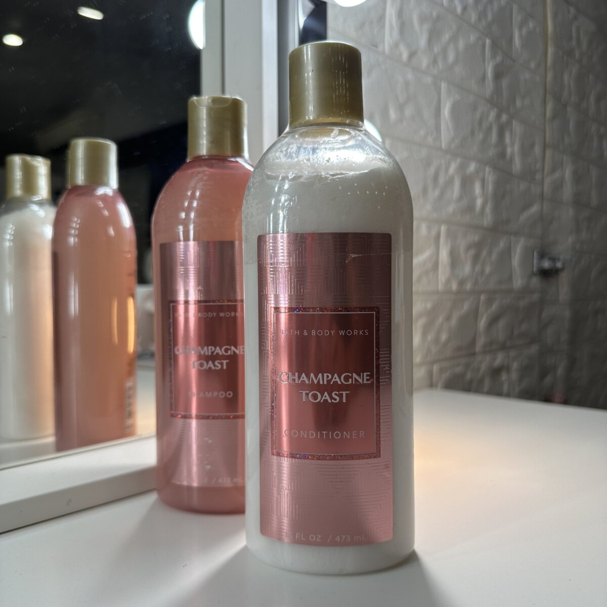 BBW - Champagne Toast Shampoo & Condicionador 473ml - Imagem 1